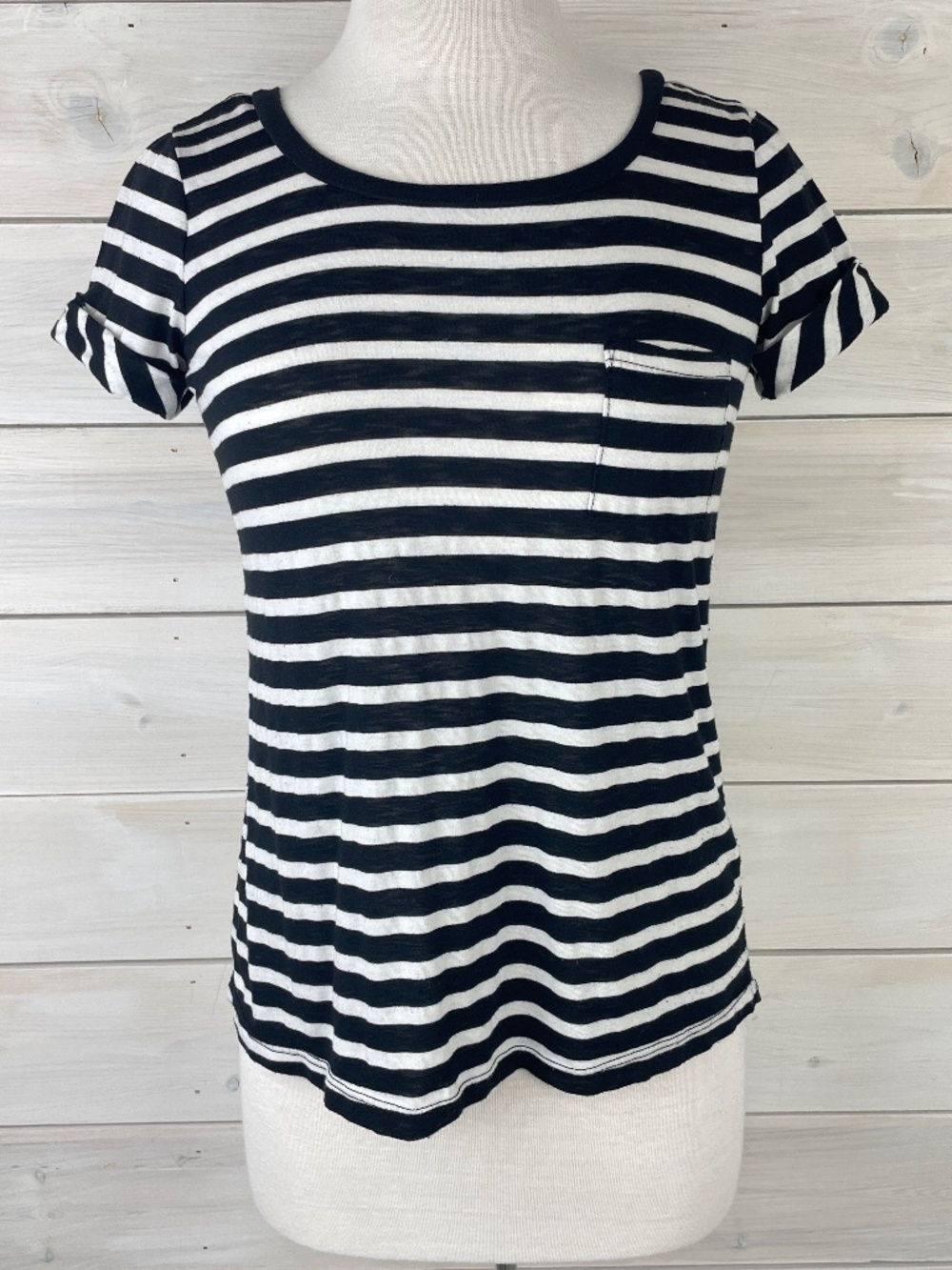 Splendid black and white horizontal striped crew neck short sleeve T-Shirt Top